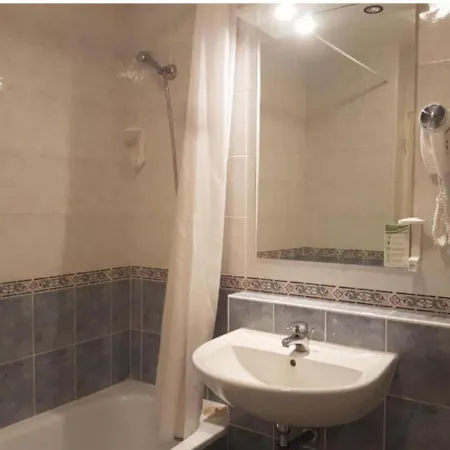 Grimaldi Forum Studio بوزولي